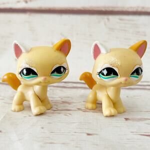 LPS Littlest Pet Shop #626 Glitter Destiny Walking Cat Teal Eyes Lot of 2